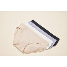 Load image into Gallery viewer, Bravado Designs High-Rise Seamless Panty - Sustainable - Black XS/S