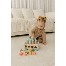 Load image into Gallery viewer, Bubble Wooden Vegetable Garden