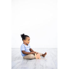 Load image into Gallery viewer, Pearhead Snail Wooden Pull Toy