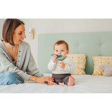 Load image into Gallery viewer, Suavinex Dragonfly Silicone Chilled Teething Ring - Multicolour