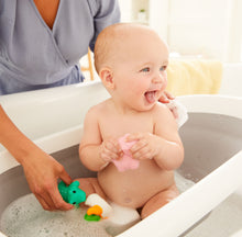 Load image into Gallery viewer, OXO Tot Splash & Store Bathtub