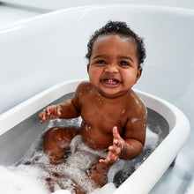 Load image into Gallery viewer, OXO Tot Splash & Store Bathtub