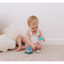 Load image into Gallery viewer, Bubble Silicone Star Stack & Play