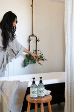 Load image into Gallery viewer, Koala Eco Natural Body Wash Rosalina & Peppermint Essential Oil - 1L