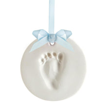 Load image into Gallery viewer, Pearhead Babyprints Hanging Keepsake - White
