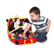 Load image into Gallery viewer, Trunki Ride on Luggage - Rocco Race Car