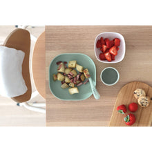 Load image into Gallery viewer, Beaba Silicone Suction Meal Set - Sage Green
