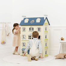 Load image into Gallery viewer, Le Toy Van Palace Wooden Dolls House
