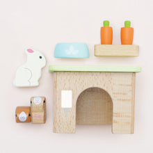 Load image into Gallery viewer, Le Toy Van Bunny &amp; Guinea Pet Animal Set
