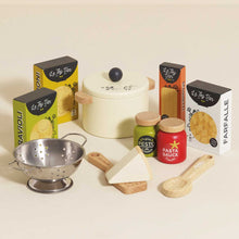 Load image into Gallery viewer, Le Toy Van Organic Pasta Set
