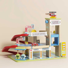 Load image into Gallery viewer, Le Toy Van Le Grand Wooden Garage
