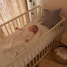 Load image into Gallery viewer, Red Castle Cocoonababy Nest - White
