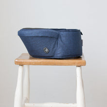 Load image into Gallery viewer, Hippychick Hipseat - Denim
